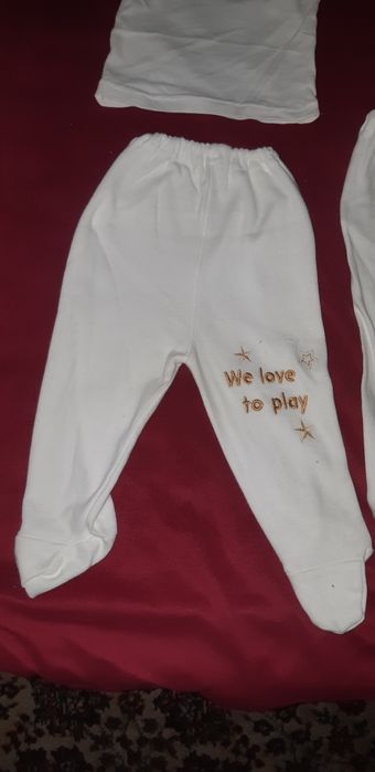 продаётся детский комплект одежды