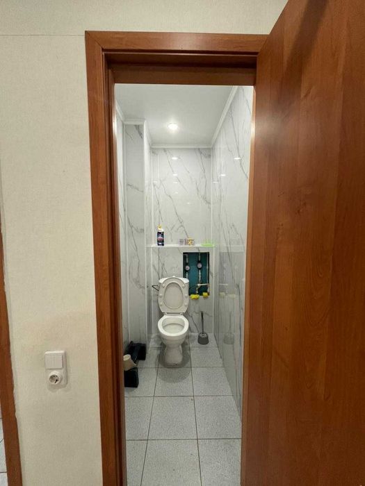Продам 3, кирпич, НИШ