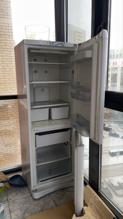 Продается Холодильник б/у