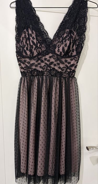 Стилни и Коктейлни рокли