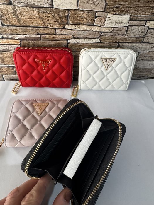 Портмонета Coach, Guess, LV