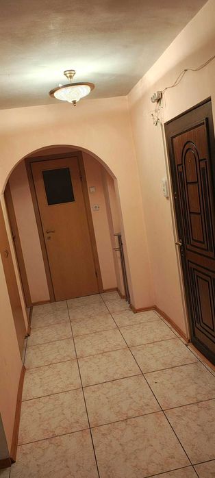 De vanzare apartament cu2 camere ideal pentru privatizare pret 112.000