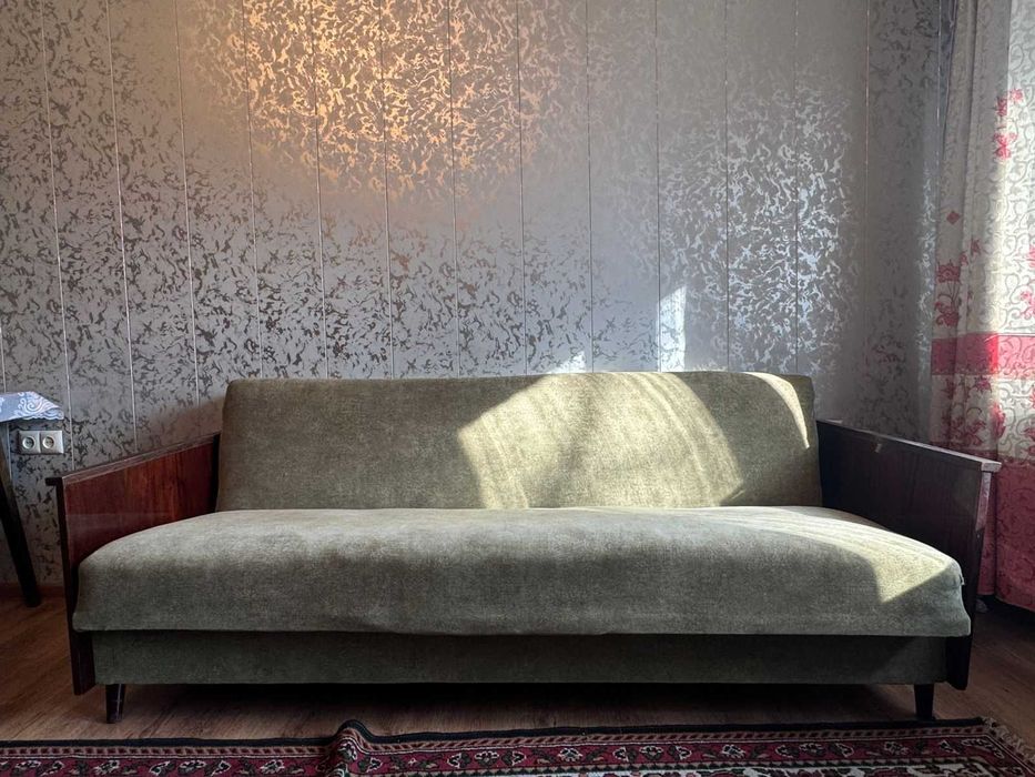 Диван не раскладной