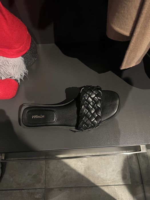 Женски обувки,малко използвани!Запазени на 100%