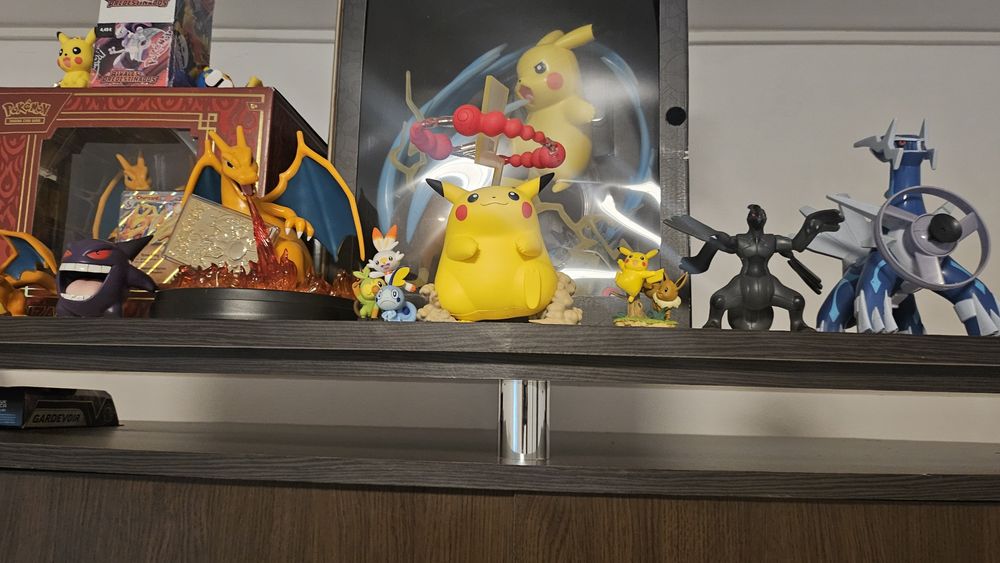 Pokemon Figurine