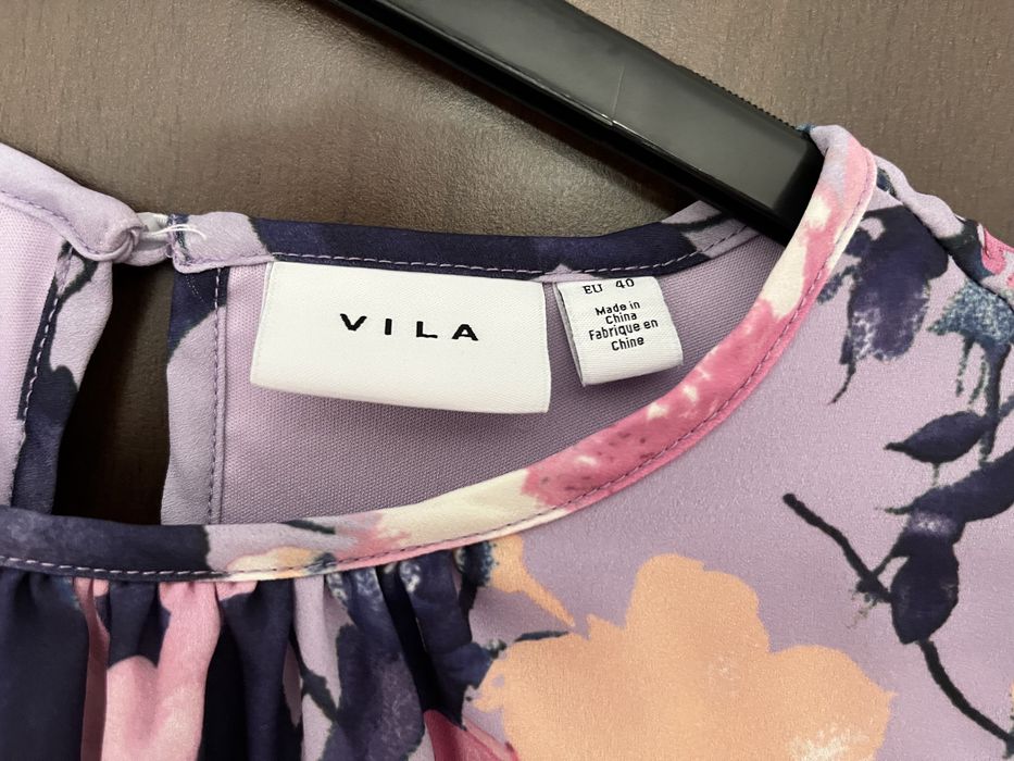 Rochie model înflorat