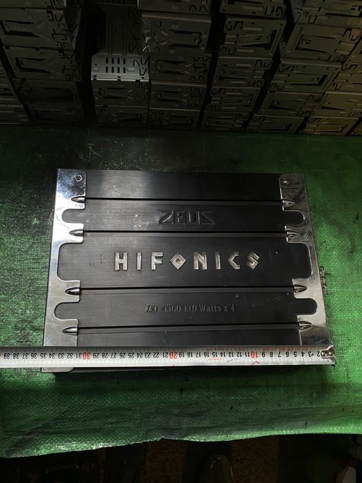 HIFONICS (USA) - Качествен и Мощен! - 4 канален усилвател за кола авто