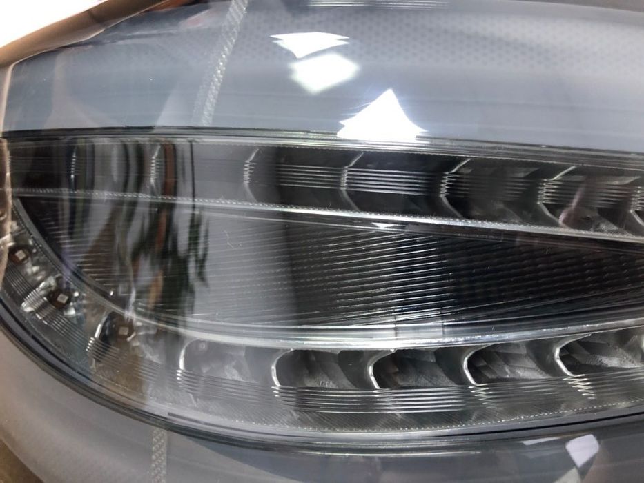 W218 C218 стопове ляв стоп десен стоп CLS Mercedes OLED опушени