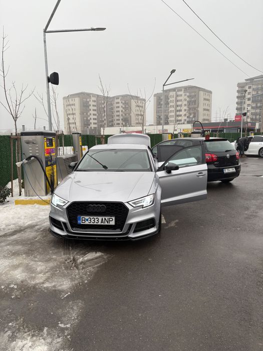 Audi A3 8V 2017 • 1.6 TDI 110 CP • Manual • Carplay