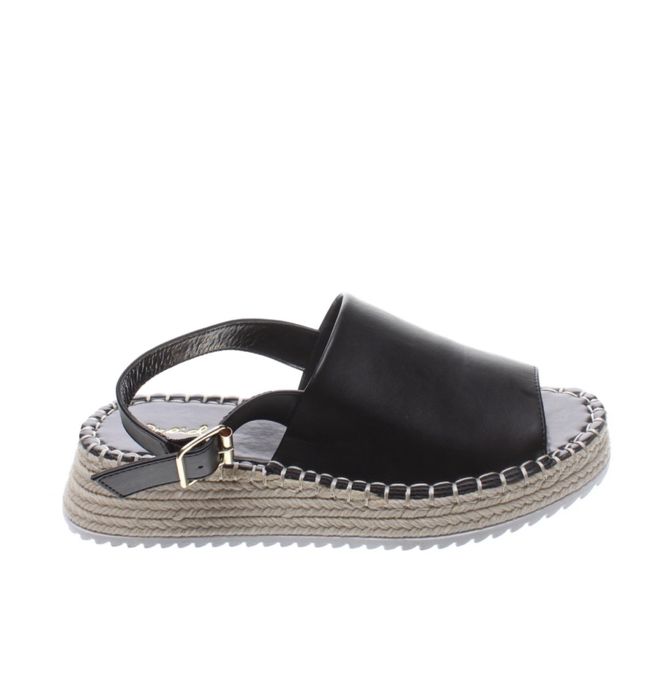 Дамски сандали на платформа