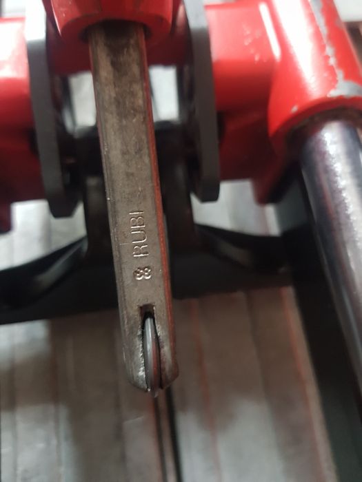 Mașină de tăiat plăci ceramice Rubi TX-700-N