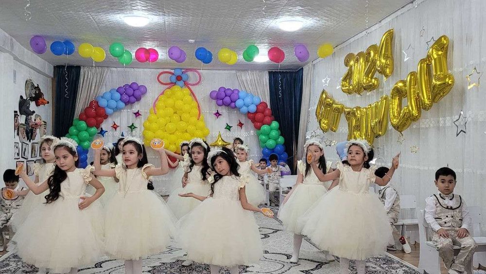 Qizlar va bolalar prokat kiyimlari