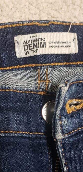 Вещи Zara: джинсы, юбка, кофточка