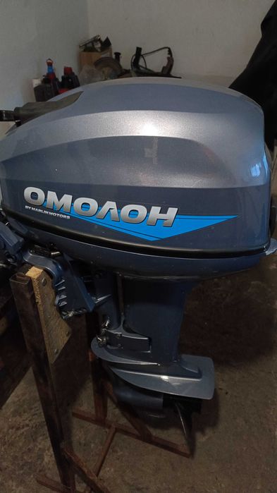 Продам лодку с мотором