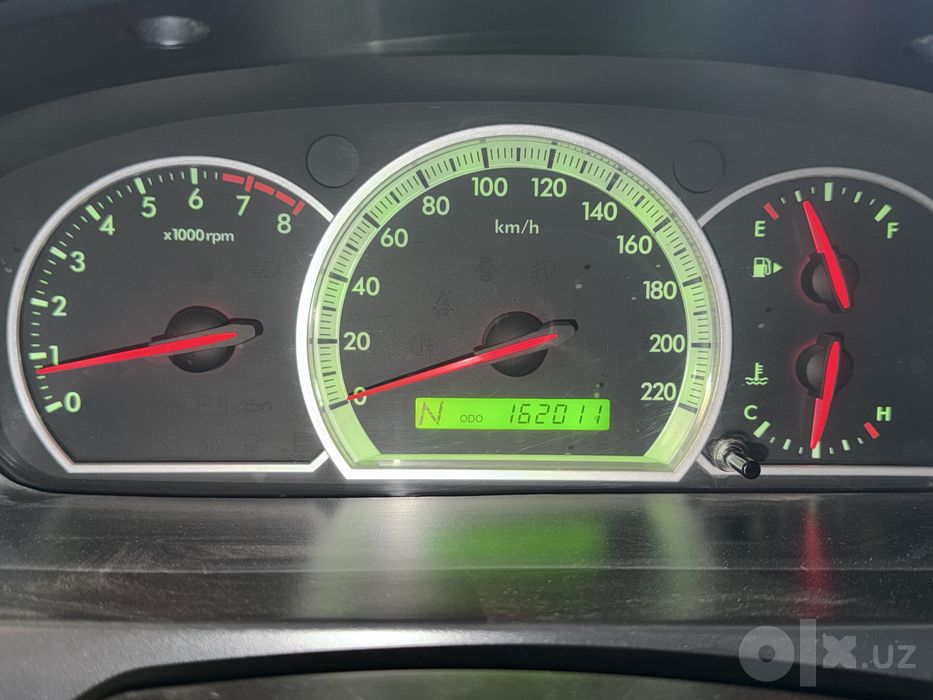 Chevrolet Epica 2.5 sotiladi