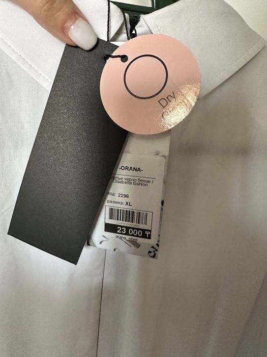 Продаю платье новый