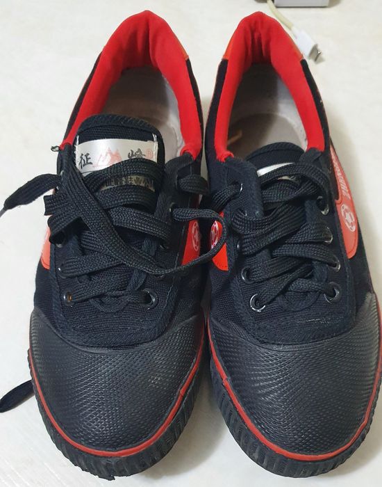 Бутсы для мальчиков в хорошем состоянии