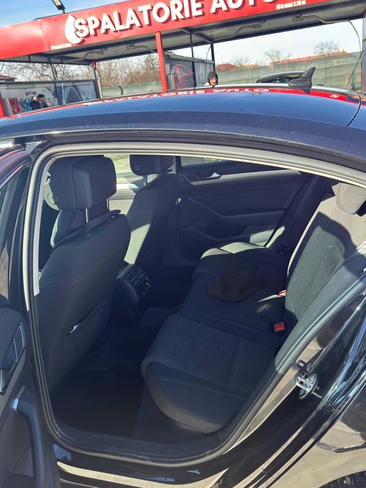 Vand Passat b8 Sedan 2016 automat DSG motor 2.0, 150hp,