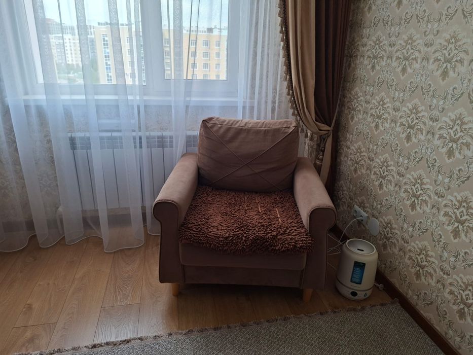 Диван и кресло за 50000