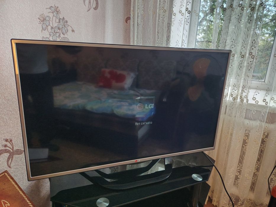 Продам телевизор LG в хорошем состоянии