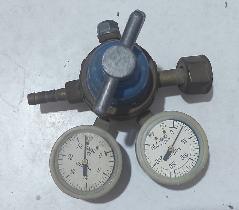 Продаётся кислородный газовый редуктор
