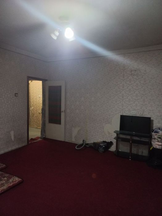 Срочно. Продаётся.  Квартира. Г. Ташкент алгаритим. 31  квартал. 74.кв