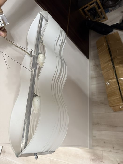 Люстра б/у трехрожковая