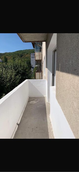 DE VÂNZARE – Apartament 3 camere, Zona Nord – Calea lui Traian