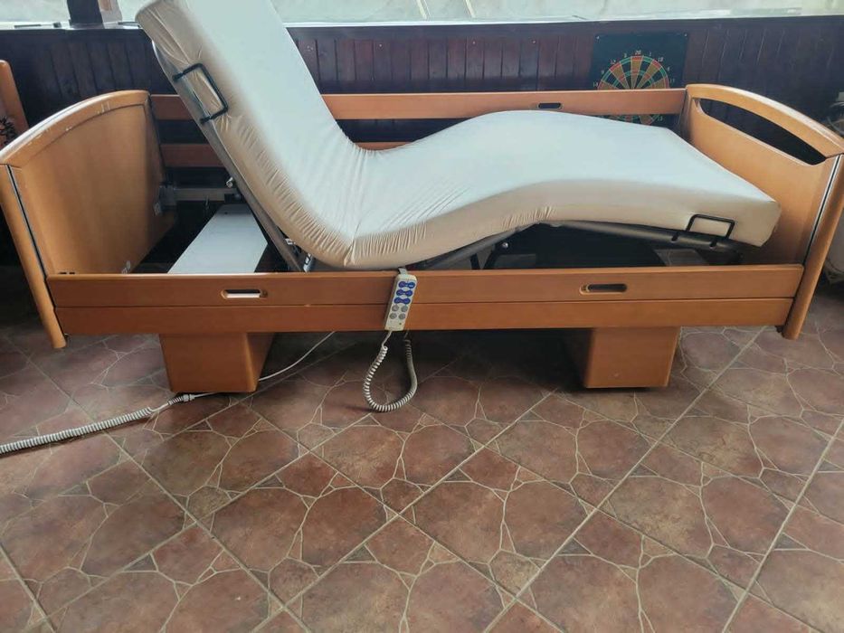 Pat electric pentru bolnavi, fara saltea antiescare