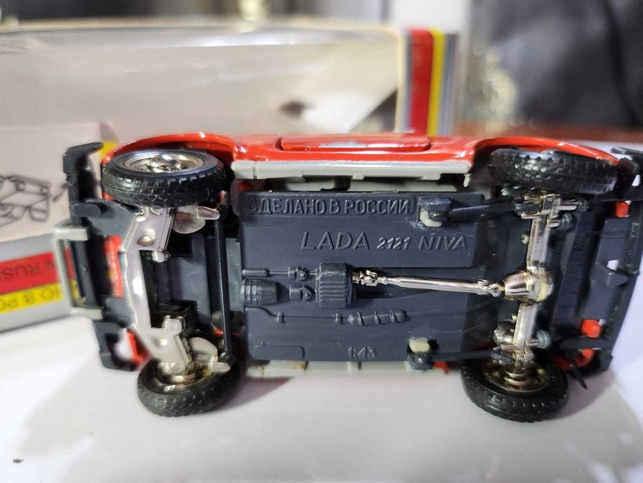 Модели России и СССР "Саратов" 1:43