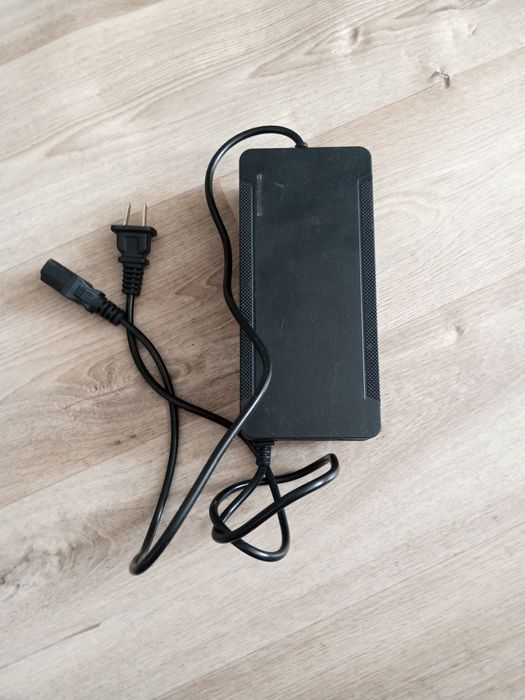 Зарядка для электро самоката