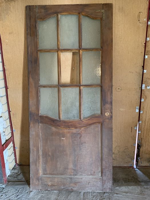 Продам межкомнатную дверь