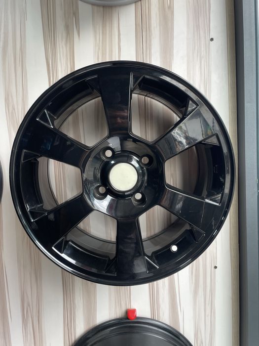 Авто диски для легковых патомабилей