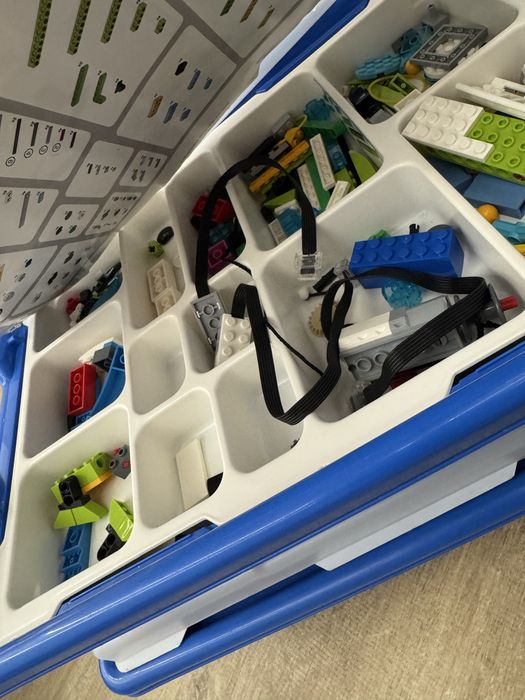 EDUCATIE STEM ROBOTICA kituri educationale scoli gradinite afterschool