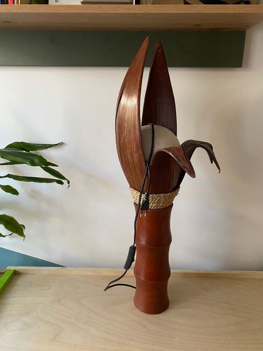 Лампа от дърво Coconut Lamp
