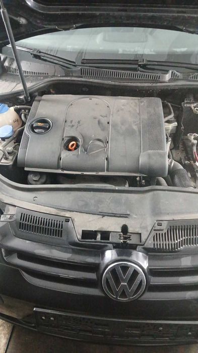 Фолксваген Голф 5, 1.6, 2004 г на части