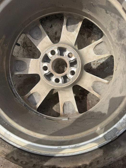 Продам диск с покрышкой...