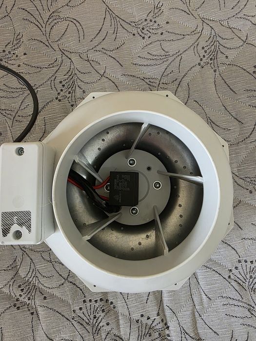 Вентилатор Can-Fan RKW 125l/ 370 m3/h, с контролер на темп