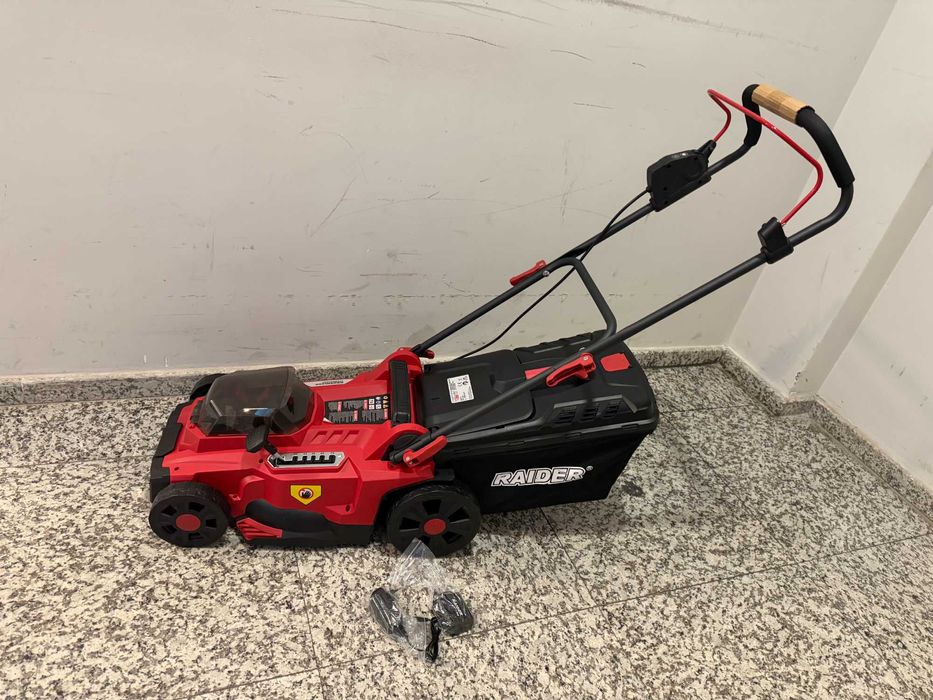 075350	R20 Косачка безч. 40V 37cm 35L 6нива 2x2Ah 300m2 RDP-BCLM20