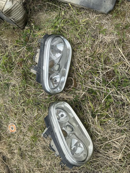 Far faruri golf 4 cu lupa