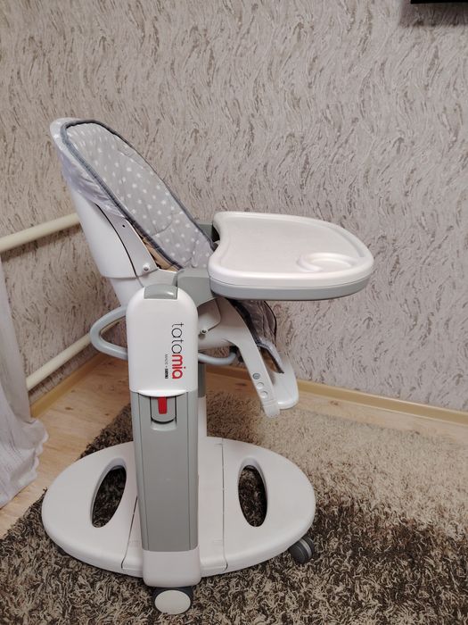 Продам детский стульчик PegPerego Tatamia