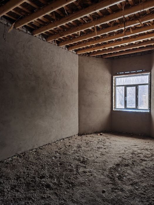 9 охири 1,5 сотик жой сотилади черновая отделка