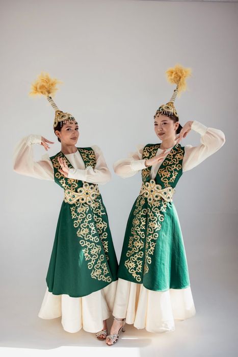 Продам казахские костюмы