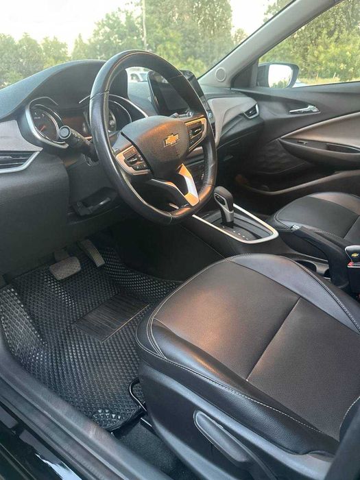 Оникс Chevrolet Onix своя (Продается)