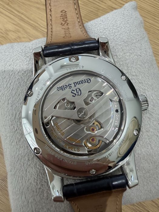 Grand Seiko SBGA407G “Skyflake” Spring Drive | Гаранция до 2029 | Отлично състояние