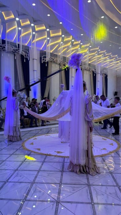 Продам танцевальные костюмы