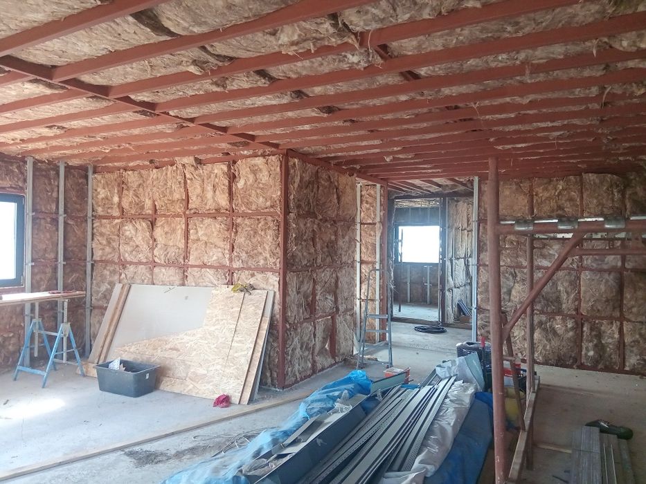 De Vanzare Casă pe Structură Metalică, Boțești - Girov, 104mp,