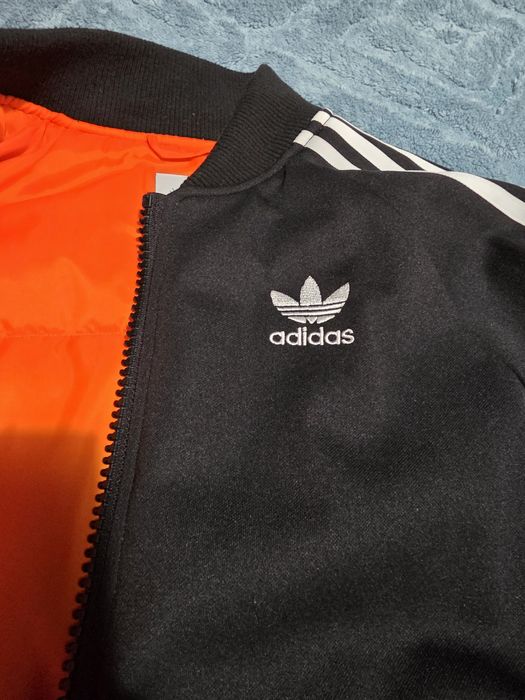 Дамско яке adidas