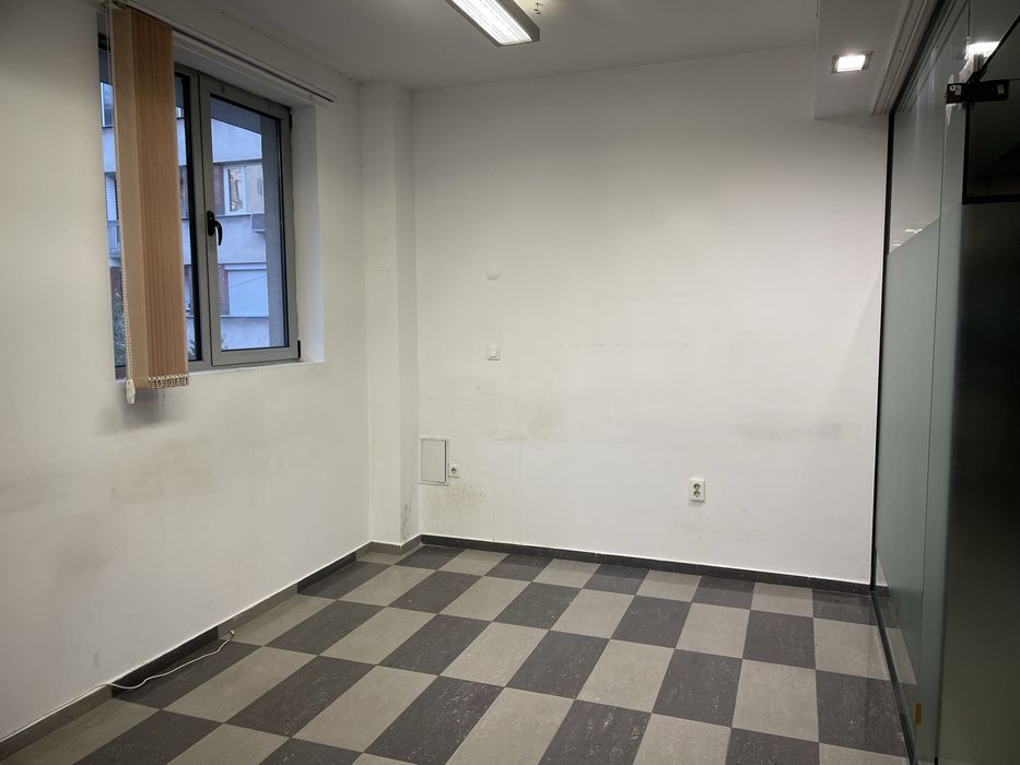 Дава се под наем Офис в Пловдив, Каменица 1 - 16 кв.м за 159.12 € - Снимка #2