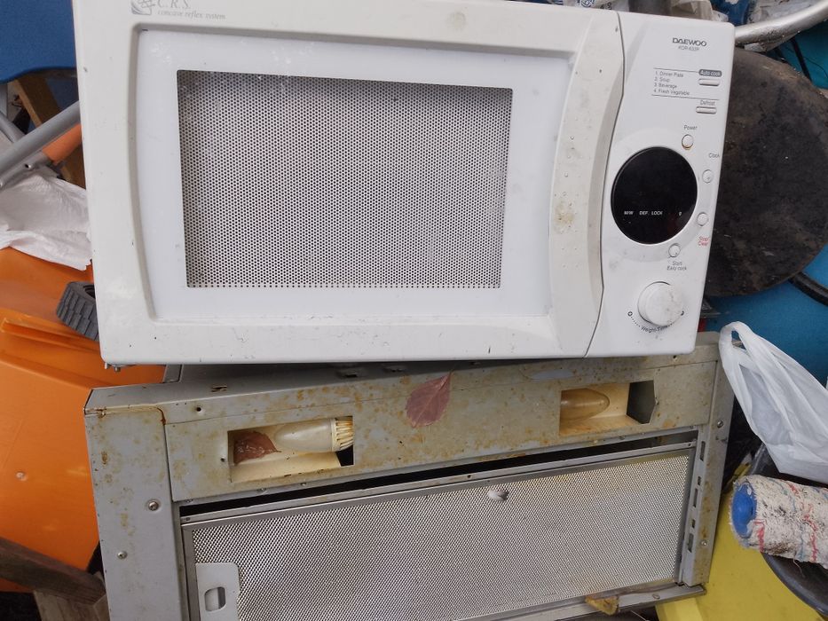 Професионална фурна, запазена, фритюрник, Микровълнова  20 лева и друг